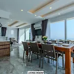 Tatil Evi Panoramic With A Pool *