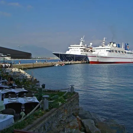 Panoramic With A Pool Tatil Evi