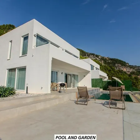 Σπίτι διακοπών Panoramic With A Pool