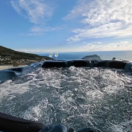 別荘 Panoramic With A Pool