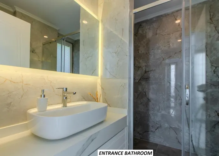 Panoramic With A Pool