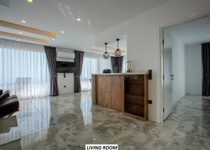 Panoramic With A Pool * Alanya