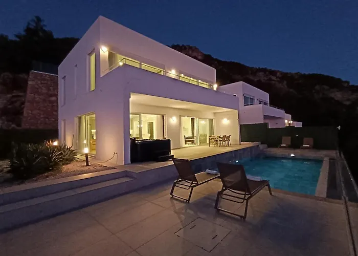 Panoramic With A Pool *