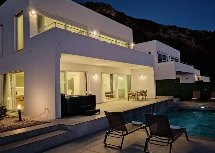 Casa vacanze Panoramic With A Pool